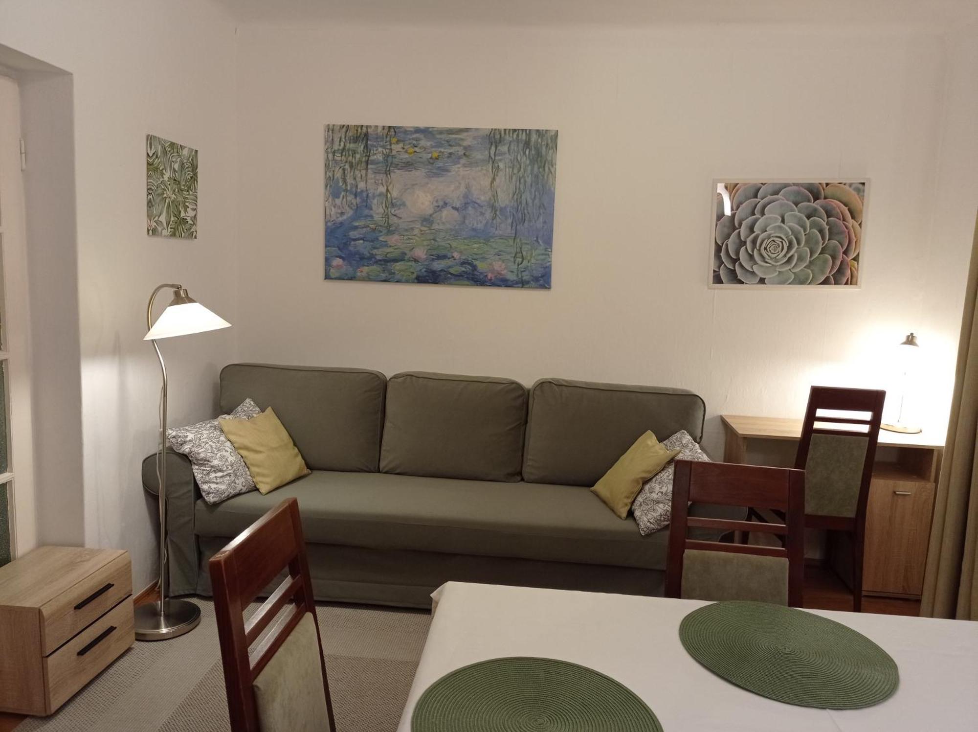 Zsuzsa Apartman Budapeste Exterior foto