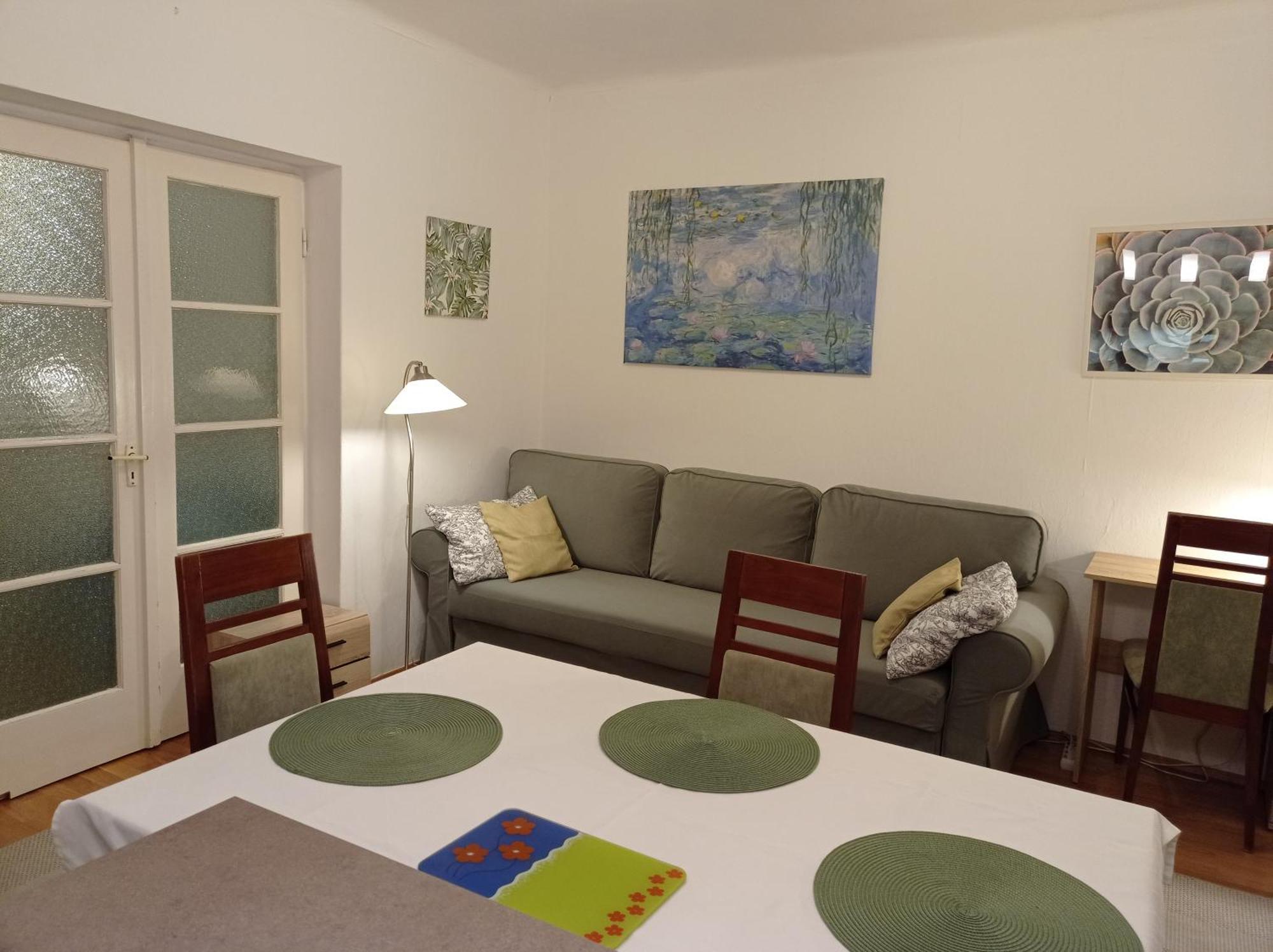 Zsuzsa Apartman Budapeste Exterior foto