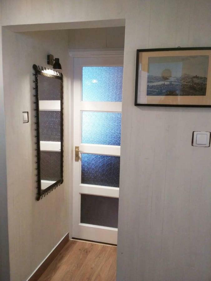 Zsuzsa Apartman Budapeste Exterior foto